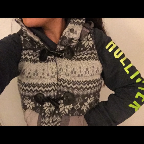 Vest - Picture 2 of 4